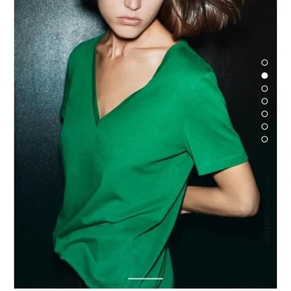 Zara Green V-Neck Short Sleeve T-Shirt Lightweight - Picture 2 of 6